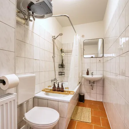 Studio Naehe Volkspark Friedrichshain - 45 Qm דירה *